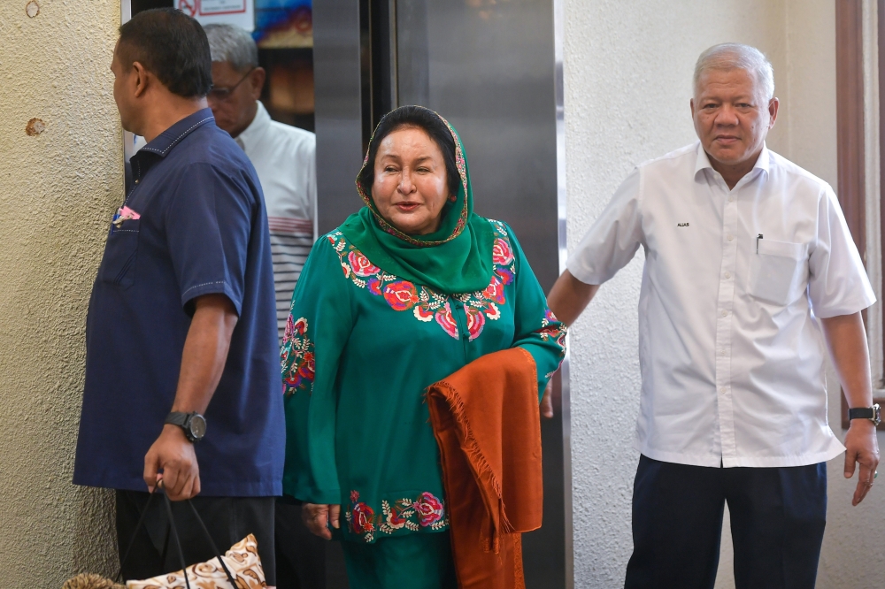 The suit by 1MDB and 10 other companies against the wife of former prime minister Datuk Seri Najib Razak was in relation to the purchase of luxury goods totalling more than US$346 million, allegedly obtained through the misappropriation of 1MDB funds. — Bernama pic 
