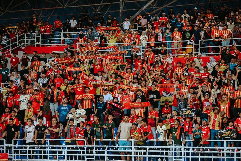 MFL officials said they were using their discretion to cut the RM110,000 fine against Selangor FC to RM60,000 and rescind the order for the club to play its next home match against JDT in an empty stadium. — Picture from Facebook/Selangor FC