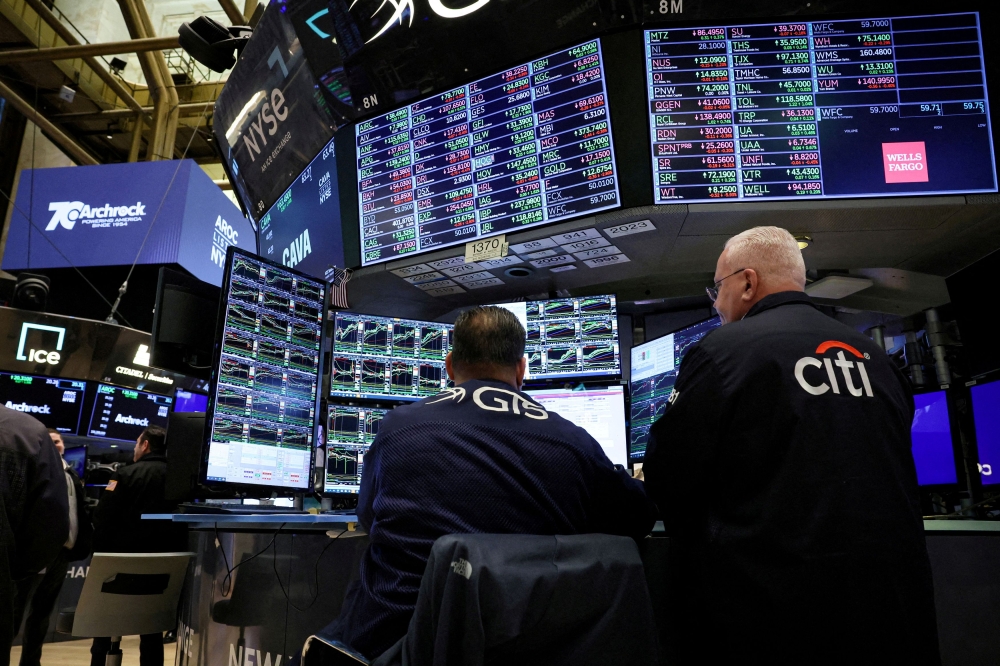 Wall Street closes subdued as investors sit, wait for inflation data ...