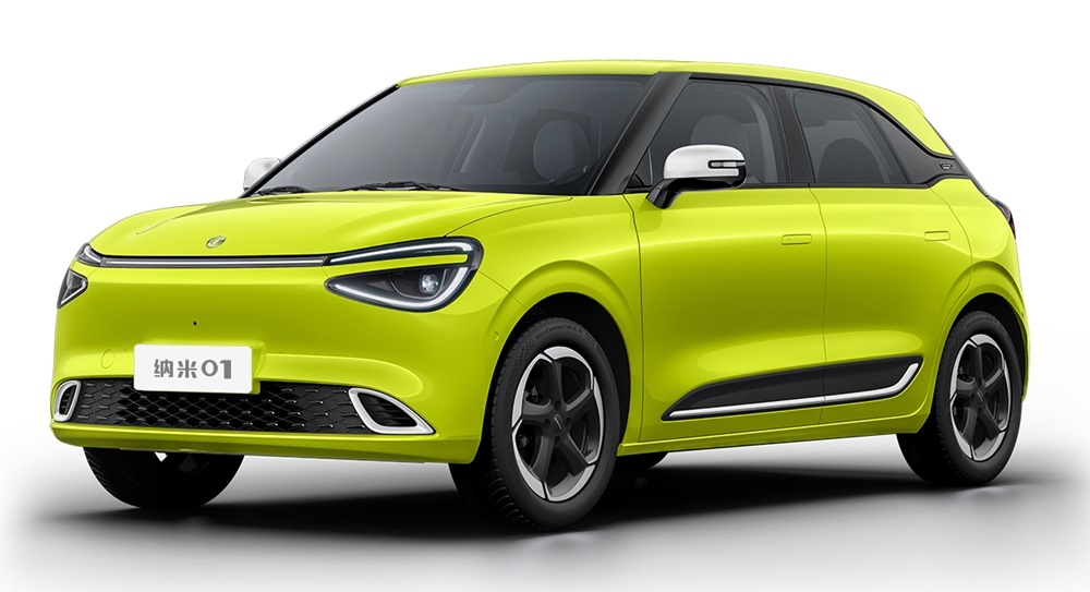 The Dongfeng Nammi 01 is an electric hatchback that was released in China earlier this year with a price tag that starts at under RM50,000. — SoyaCincau pic