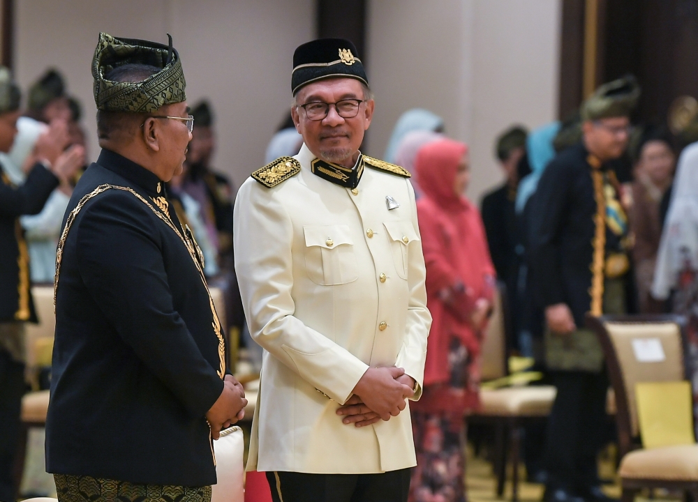 Prime Minister Datuk Seri Anwar Ibrahim headed the list of 238 recipients of state honours in conjunction with the 82nd birthday of the Sultan of Kedah Al-Aminul Karim Sultan Sallehuddin Sultan Badlishah today. — Bernama pic