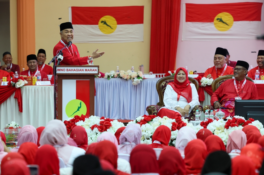 Umno president Datuk Seri Ahmad Zahid Hamidi delivers a speech while officiating the Maran Umno Division Meeting in Pekan Tajau June 30, 2024. — Bernama pic
