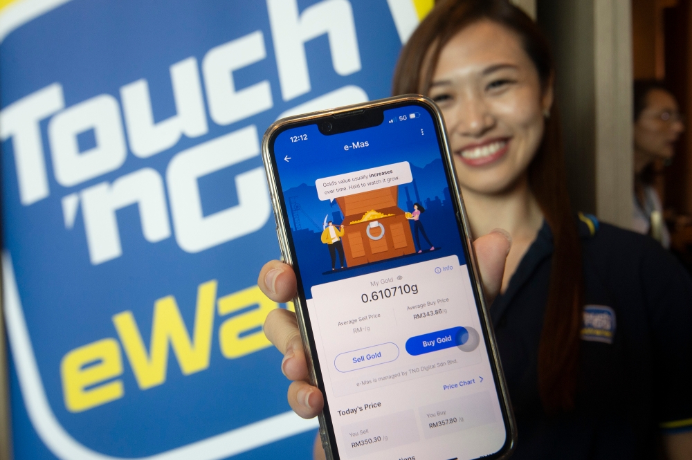 Malaysians can now invest in digital gold securely and conveniently from as low as RM10 following the official launch of e-Mas, a gold investment product accessible via the TNG eWallet. — Picture by Shafwan Zaidon