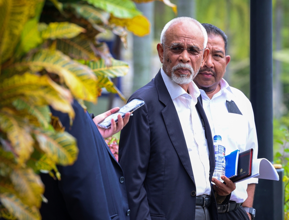 Shahrir filed the suit over malicious prosecution last December and named Thomas, former MACC chief Latheefa Koya, MACC and the government as defendants. — Bernama pic
