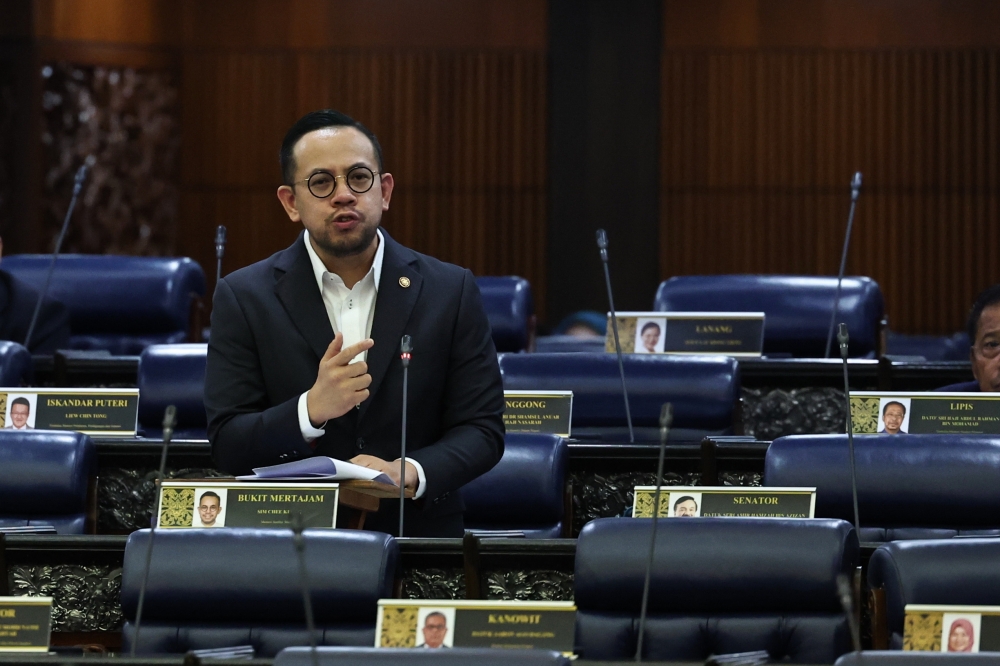 Human Resources Minister Steven Sim Chee Keong said his ministry has been instructed to carry out an independent audit on HRD Corp which will examine all processes, procedures, documentation and compliance with the law as well as any guidelines in the issues raised in the JAN and PAC reports. — Bernama pic 