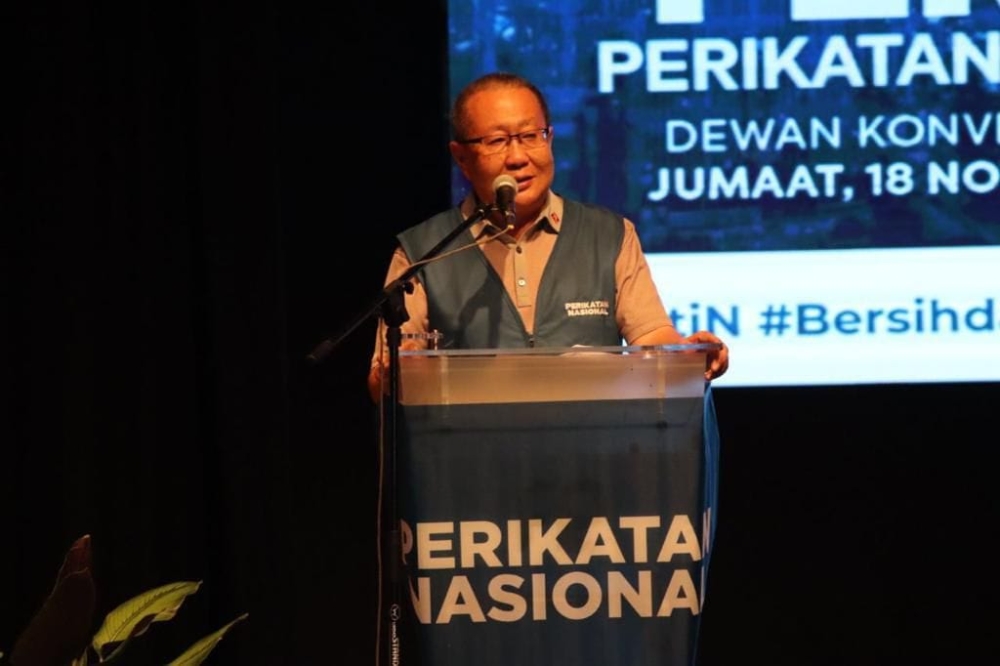 Labuan MP Datuk Suhaili Abdul Rahman said the former six Parti Pribumi Bersatu Malaysia has the right to express their support for Datuk Seri Anwar Ibrahim. — Picture courtesy of Facebook/Suhaili Abdul Rahman