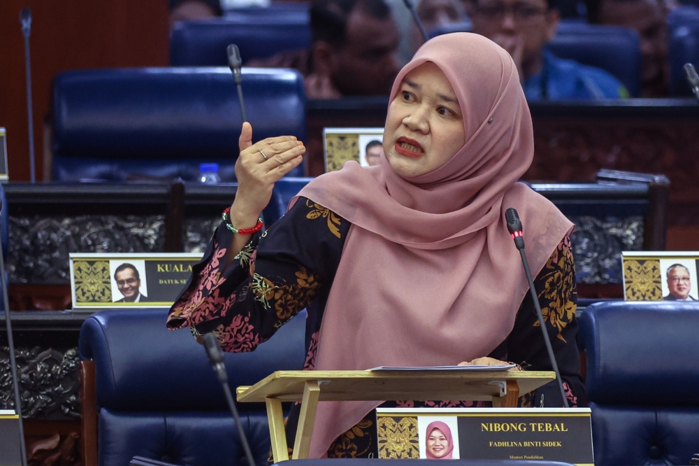 Education Minister Fadhlina Sidek said the ministry has received a total of 4,877 applications from SPM students with outstanding results. — Bernama pic 