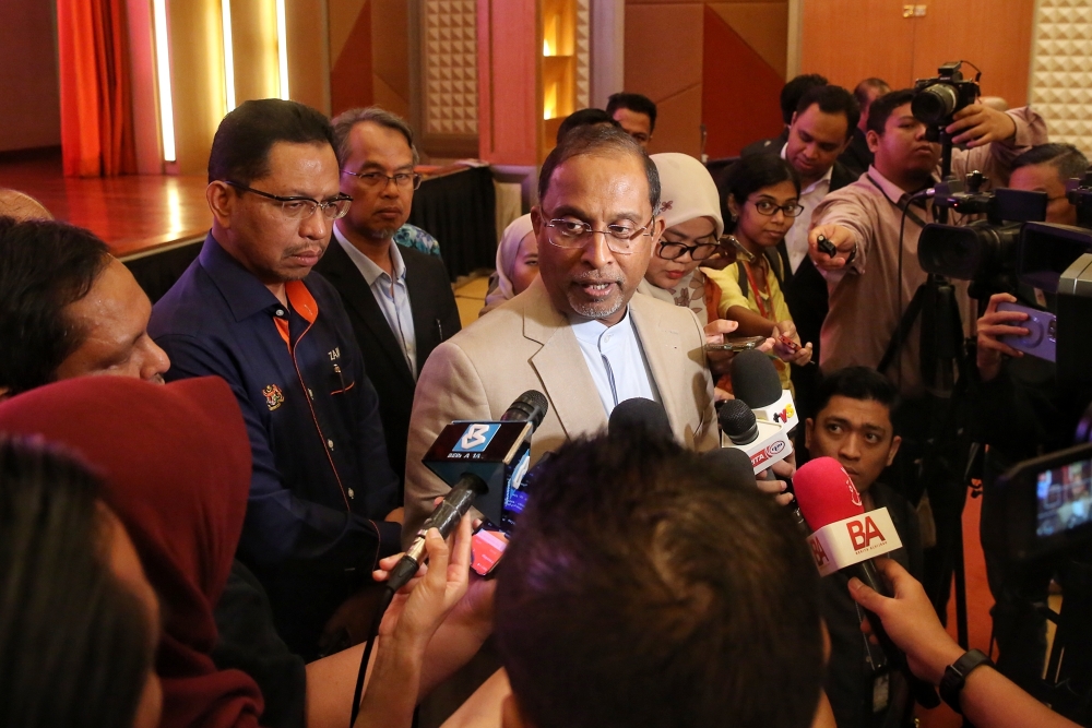 Higher Education Minister Datuk Seri Zambry Abdul Kadir said Malaysia Higher Education Plan 2026-2035 is being drafted and is expected to be completed by the end of the year to replace the current blueprint that will end next year. — Picture by Choo Choy May