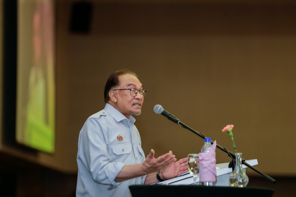 Prime Minister Datuk Seri Anwar Ibrahim said careless and undisciplined teachers will not be promoted to the next grade. — Picture by Raymond Manuel