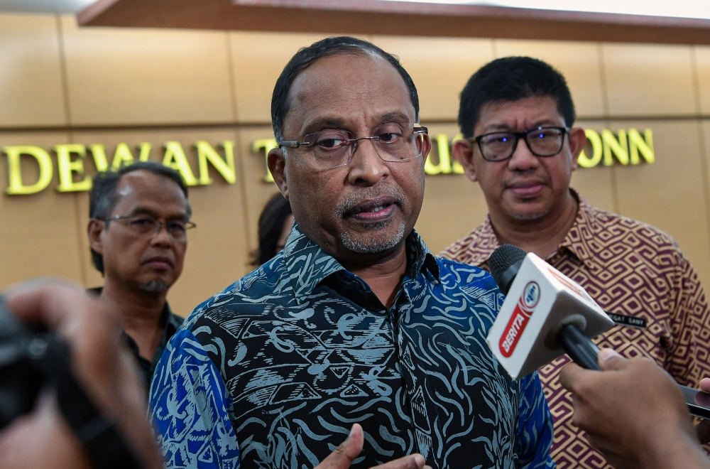 The practice of requiring new university students to undergo health screenings including HIV testing has been in place for some time, said Higher Education Minister Datuk Seri Dr Zambry Abd Kadir. — Bernama pic