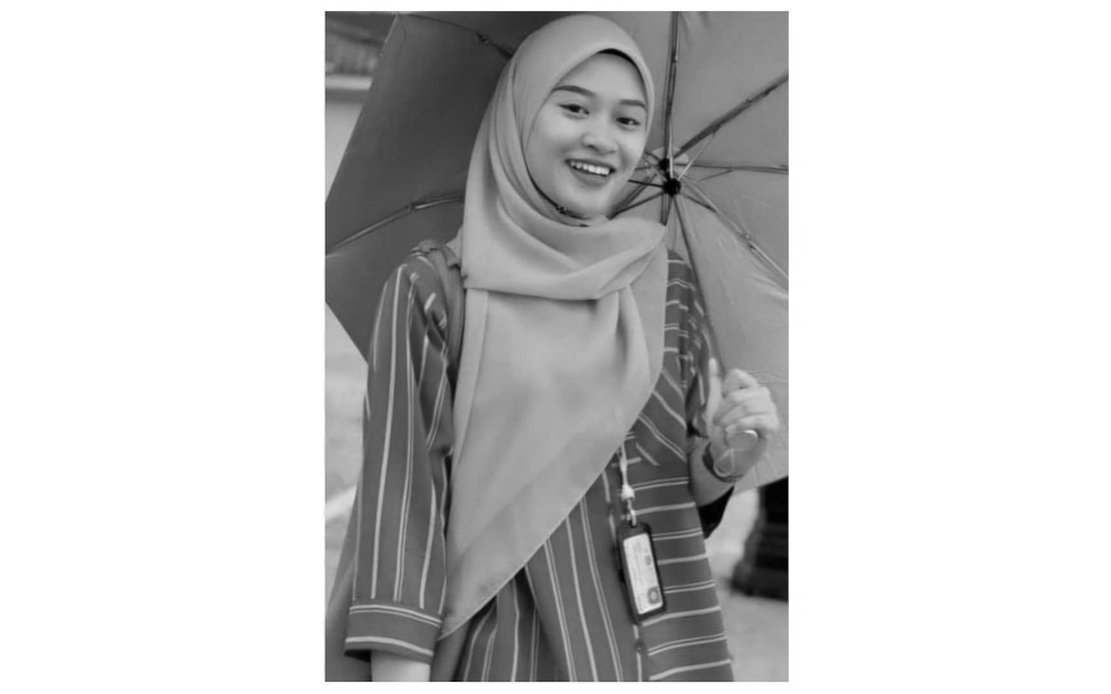 Nur Farah Kartini Abdullah, who is from Sarawak and a former student of Universiti Pendidikan Sultan Idris (UPSI) in Tanjung Malim, was last seen wearing a blue corporate outfit, a hijab and black slacks. — Picture from X/Bernama Radio 