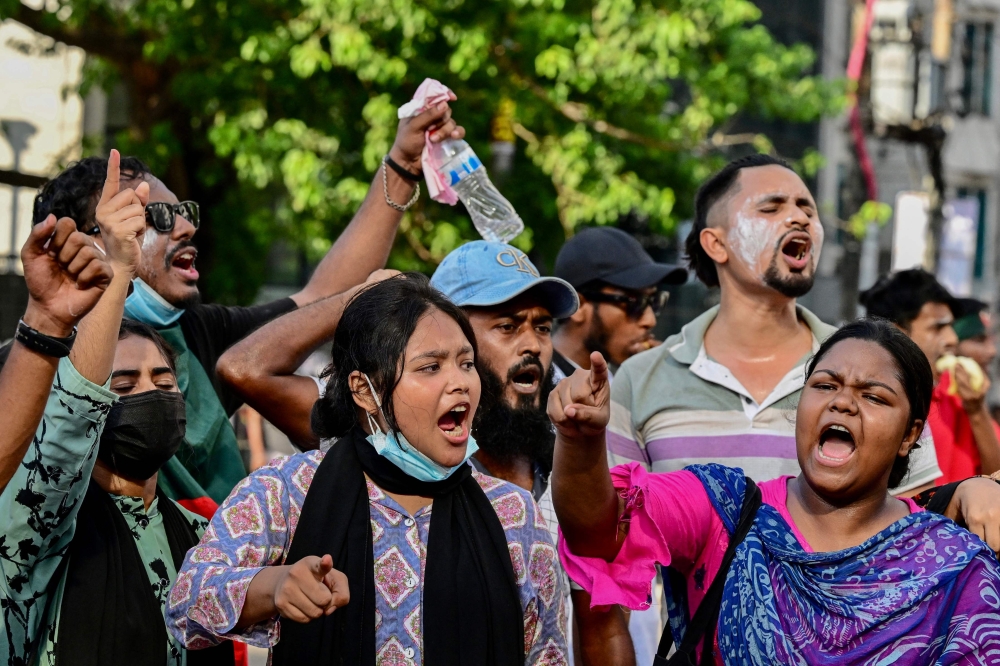 Bangladesh’s top court today pared back, but fell short of public demands to abolish, contentious civil service hiring rules that sparked nationwide clashes between police and university students that have killed 151 people. — AFP pic
