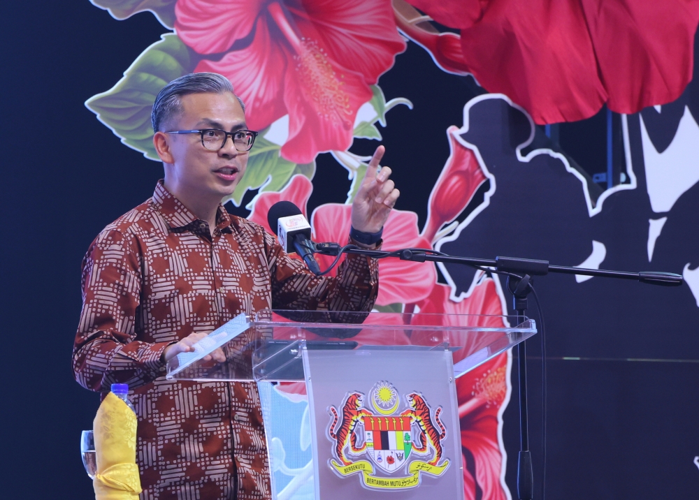 Communications Minister Fahmi Fadzil said the spread of fake news and slander are dangerous as resorting to such desperate moves can tarnish the image of Malaysia, disrupt unity and harmony that has existed for so long and at the same time pose a threat to the country’s ideals of independence. — Bernama pic 