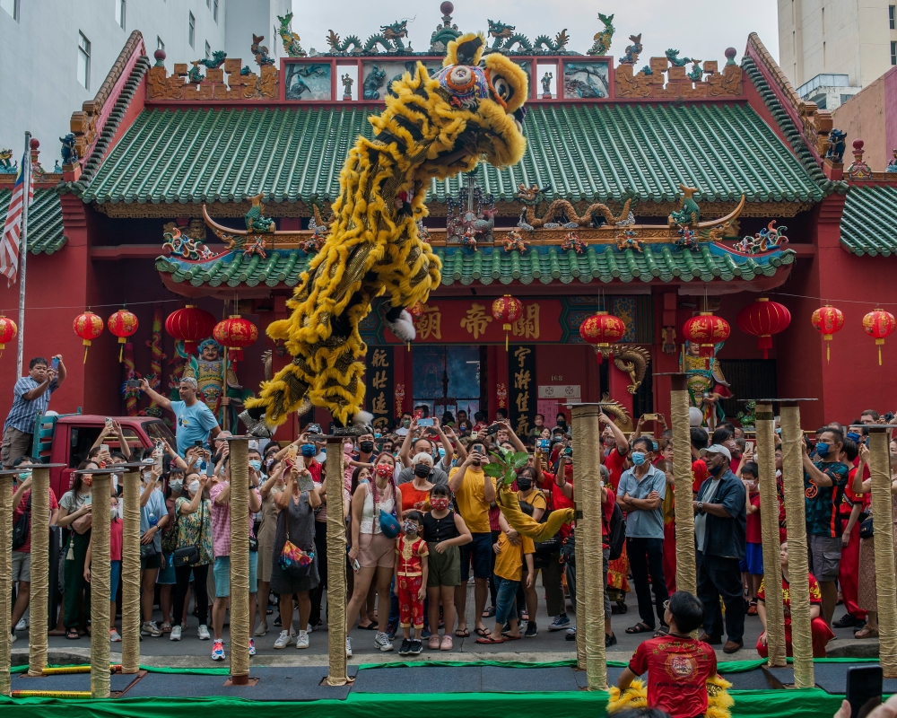 File photo of a lion dance performance in conjunction with Chinese New Year celebrations at Jalan Petaling in Kuala Lumpur on January 23, 2023. — Picture by Shafwan Zaidon