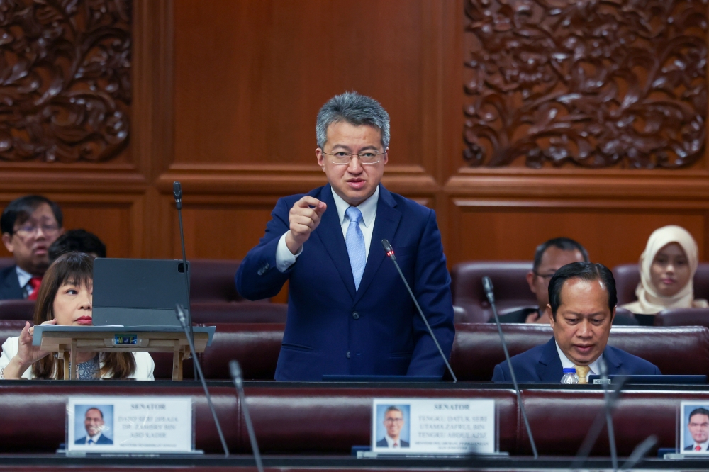 Deputy Investment, Trade and Industry Minister Liew Chin Tong said the government supports the measures to protect small and medium enterprises (SMEs) from the effects of unfair trade following the influx of cheap imported goods in large quantities, including from China through the enforcement of trade remedies. — Bernama pic 