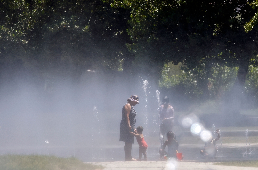 Earth withered through a second-straight day of record-breaking temperatures on July 22, the EU’s climate monitor said yesterday, as parts of the world suffer devastating heatwaves and wildfires. — AFP pic