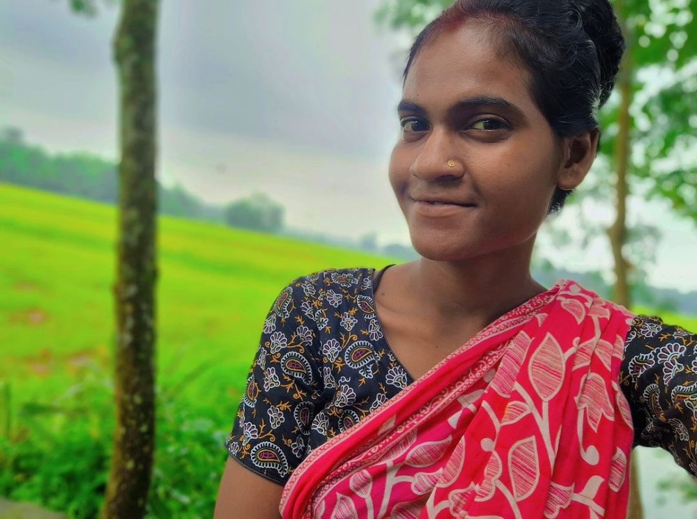 Rupali's take of ‘ Tauba Tauba’ leads the song's trending choreography attempts on Youtube and Instagram. — Image from Instagram/sad_rupaa