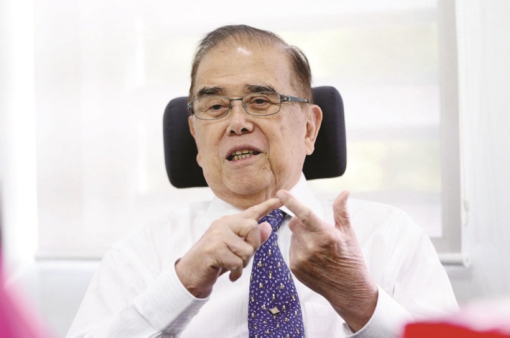 Tun Michael Chen Wing Sum, a prominent MCA veteran and former party deputy president, passed away this afternoon at the age of 92. — Picture by Razak Ghazali
