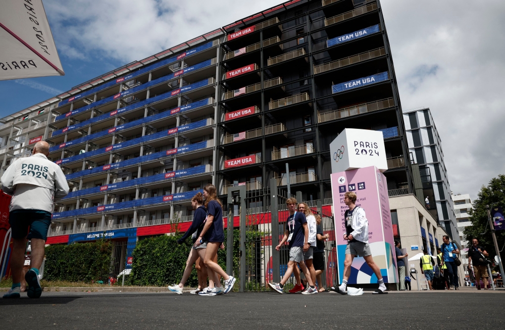 Six South Korean swimmers competing at the Paris Games have left the Olympic village and moved into a hotel near the swimming arena to avoid the long commute in hot buses, the Korea Swimming Federation (KSF) president said according to Yonhap. — Reuters pic