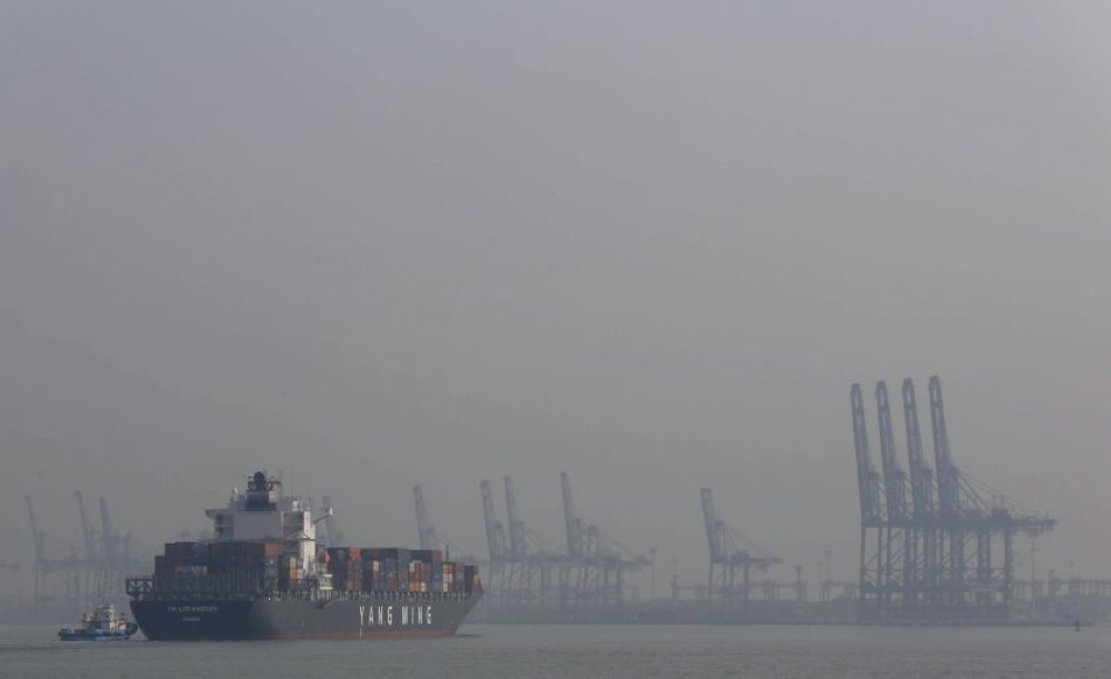 A cargo ship approaches the terminal at Port Klang May 2, 2016. Experts said Malaysia’s new national shipping policy must not only encourage the development of a robust domestic fleet to reduce dependency on foreign vessels but also provide more funding to modernise and accelerate the transition to green shipping. — Reuters pic