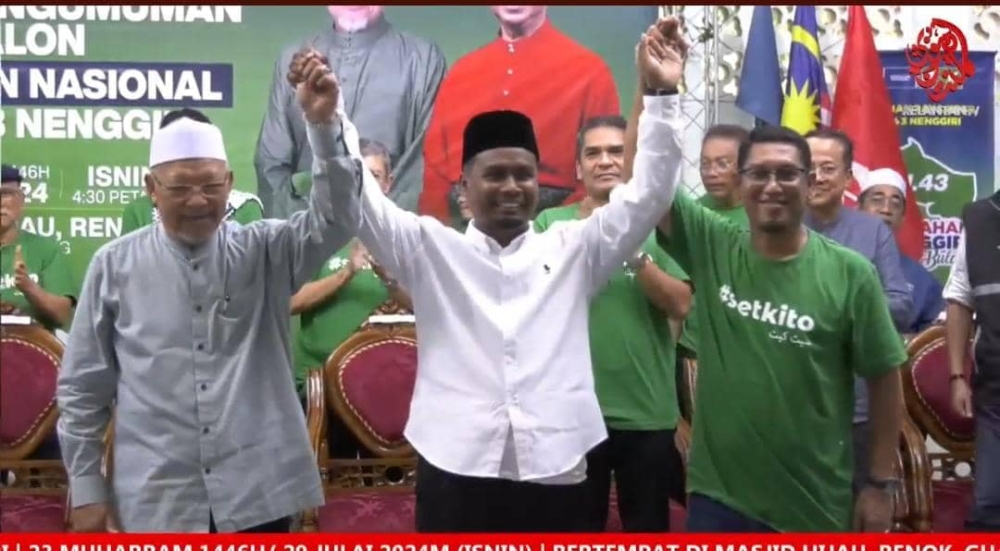 The 41-year-old former Navy officer is the former deputy Youth chief of Gua Musang PAS who has since joined Parti Pribumi Bersatu Malaysia. — Picture via Facebook/Perikatan Nasional