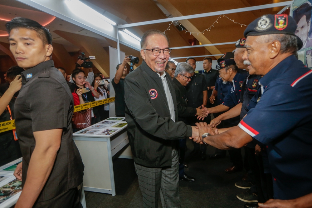 Prime Minister Datuk Seri Anwar Ibrahim attended the National Safety Month 2024 and NACSA Cyber Security Summit 2024 at Perdana Hall, PICC, Putrajaya this morning. —Picture by Raymond Manuel