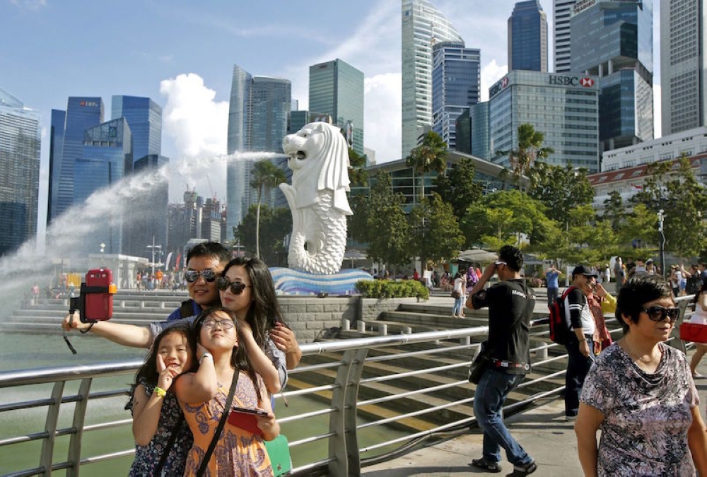 Overall, the median gross monthly income for full-time employed residents in Singapore rose by 2.5 per cent year-on-year in 2023, according to MOM data released in January. — Reuters pic
