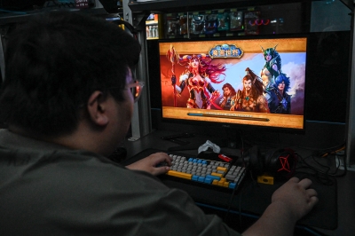 Gamers soak up the nostalgia as ‘World of Warcraft’ returns to China