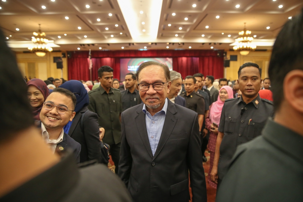 Prime Minister Datuk Seri Anwar Ibrahim said Malaysia’s independence, secured by its founding father and first Prime Minister Tunku Abdul Rahman Putra Al-Haj, must always be preserved to ensure that the country remains independent and sovereign. — Picture by Yusof Mat Isa