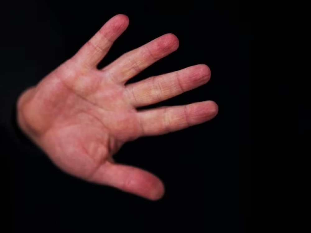 In January last year, the victim’s family members received three videos from the domestic worker’s boyfriend on WhatsApp, threatening to distribute the videos. — Pexels pic