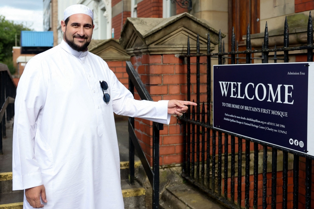‘Doesn’t feel like home’: Liverpool’s Muslims shocked by UK riots ...