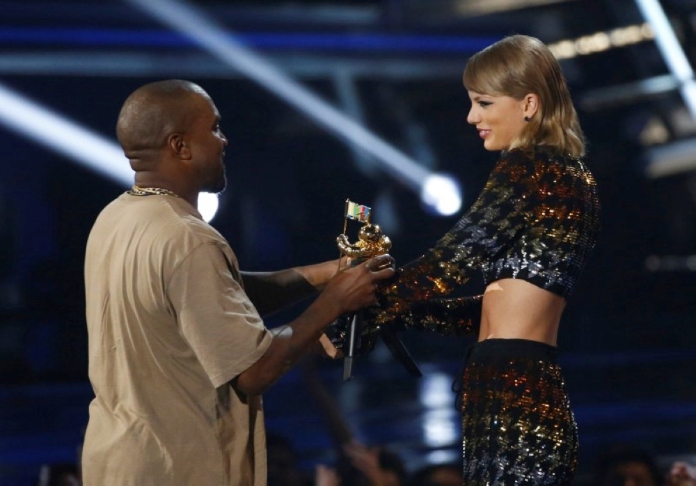 Taylor Swift presenting the Video Vanguard Award to Kanye West at the 2015 MTV Video Music Awards in Los Angeles, California in 2015. — REUTERS