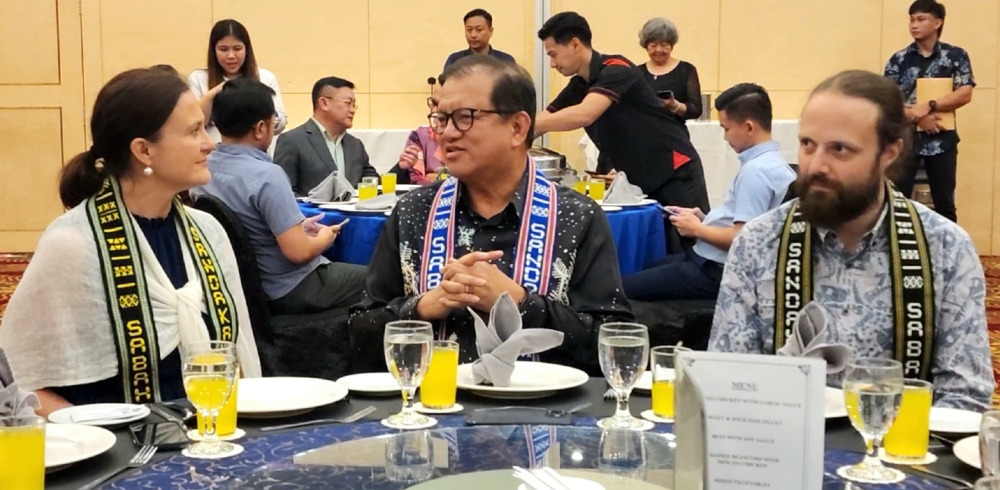Datuk Joniston Bangkuai meets with Australian High Commissioner to Malaysia, Danielle Heinecke (left) and Acting Deputy British High Commissioner to Malaysia Tom Shepherd (right). — Picture courtesy of Sabah Tourism Board