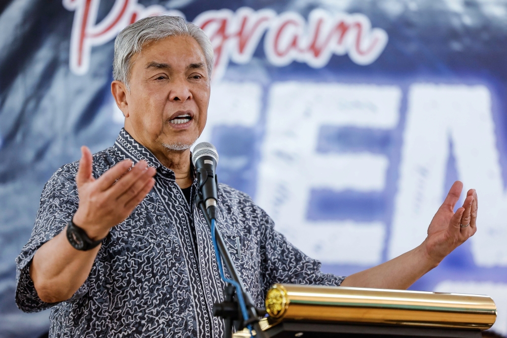 Deputy Prime Minister Datuk Seri Ahmad Zahid Hamidi has advised all athletes involved in the 2024 Malaysia Games (Sukma) to be prepared to face any challenges with the spirit of a champion. — Bernama pic