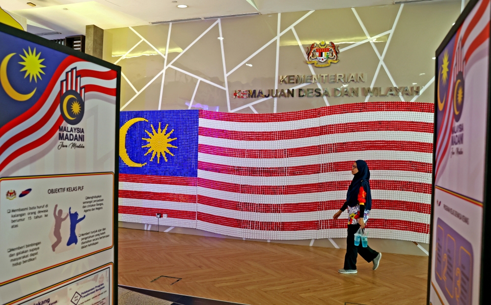 The lobby of the Ministry of Rural and Regional Development is adorned with the Jalur Gemilang in Putrajaya, August 19, 2024. — Bernama pic 