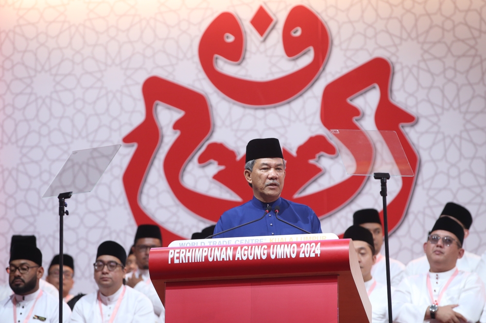 Umno deputy president Datuk Seri Mohamad Hasan launches the annual meetings of his party’s Women, Youth and Puteri wings at World Trade Centre in Kuala Lumpur, on August 21, 2024. — Picture by Yusof Mat Isa