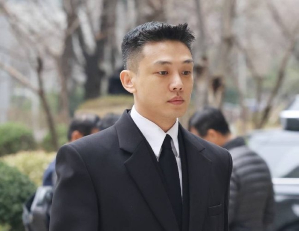 Yoo Ah-in, whose real name is Uhm Hong-sik, was accused of using propofol on 181 occasions between 2020 and 2022. The drugs were administered at professional clinics, under the guise of having cosmetic procedures done. — Picture from social media 