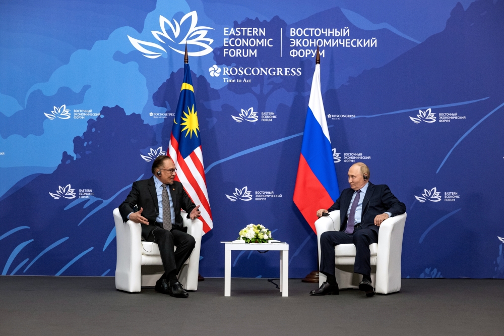 Prime Minister Datuk Seri Anwar Ibrahim and Russian President Vladimir Putin (right) meet ahead of the 9th Eastern Economic Forum (EEF) in Vladivostok, on September 4, 2024. — Bernama pic