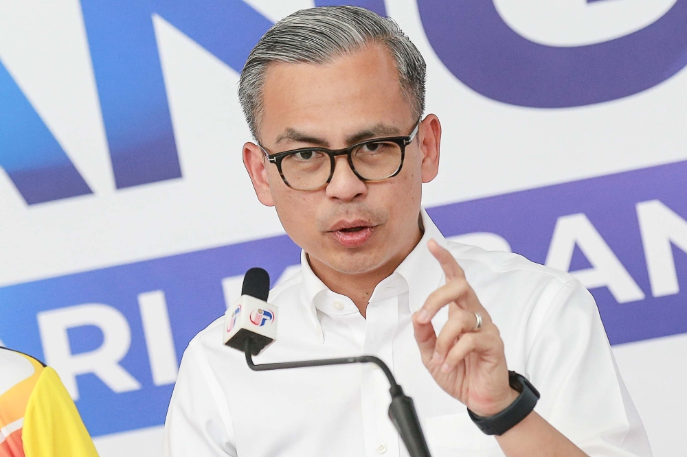 Fahmi said that MCMC should continuing to engage with all stakeholders to ensure a safer internet experience for all. — Picture by Sayuti Zainudin