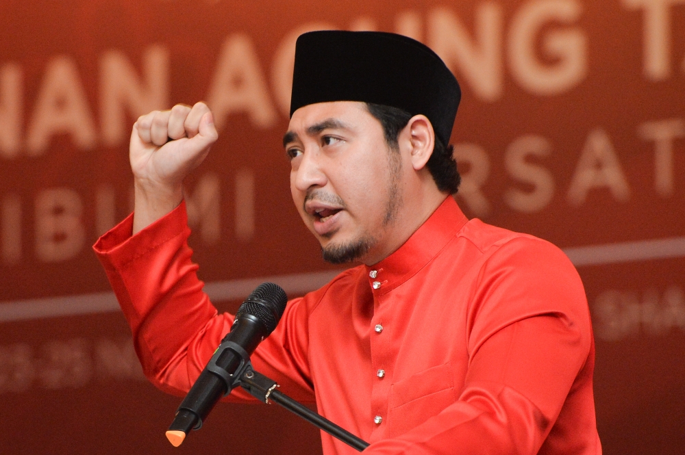 Bersatu Youth chief and Machang MP Wan Ahmad Fayhsal Wan Ahmad Kamal said he is not happy with the proposed federal allocation for Perikatan Nasional MPs. — Picture by Miera Zulyana