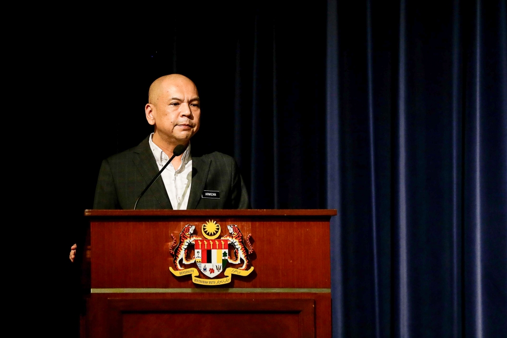 Domestic Trade and Cost of Living Minister Datuk Armizan Mohd Ali said the ministry has proposed a collaboration with the United Nations Conference on Trade and Development to conduct a study of e-commerce laws. — Picture by Sayuti Zainudin 