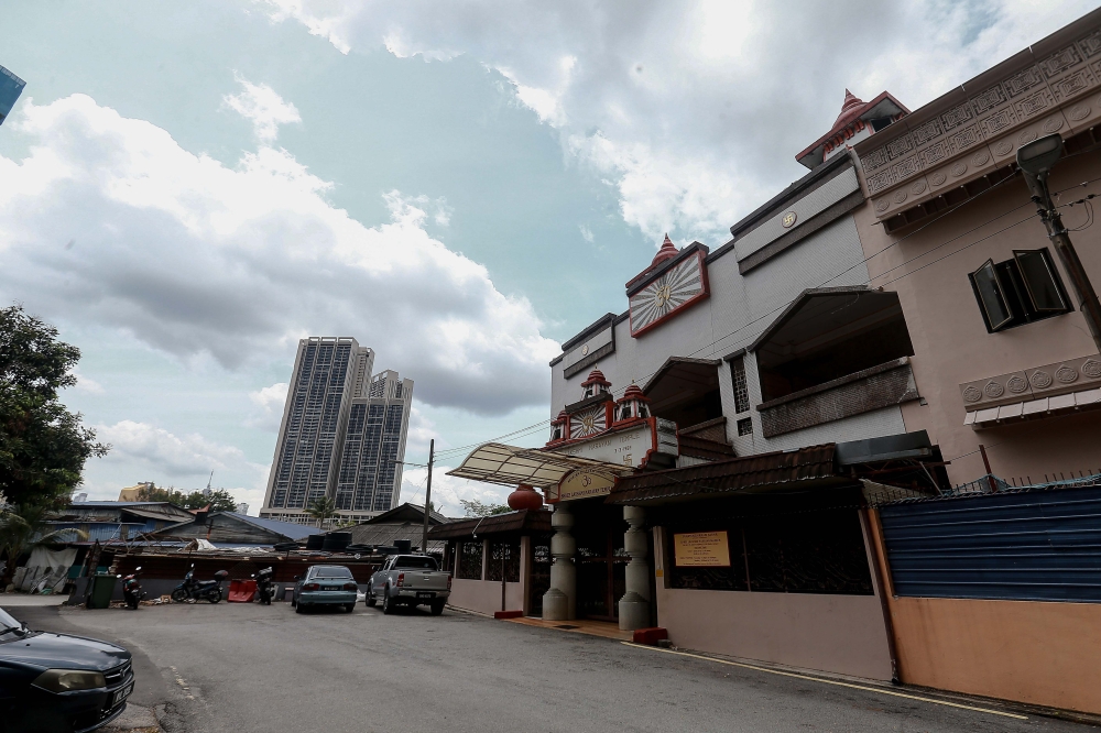 The Shree Lakshmi Narayan Mandir at Kampung Kasipillay was constructed from 1979 to 1981 and consecrated in 1982. – Picture by Sayuti Zainudin 