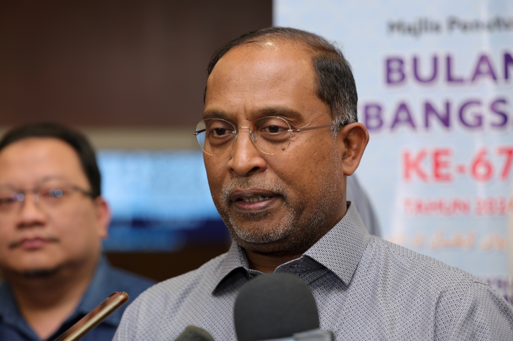 Higher Education Minister Datuk Seri Zamry Abd Kadir said that the ministry arrived at its decision following discussions with 12 public universities. — Bernama pic