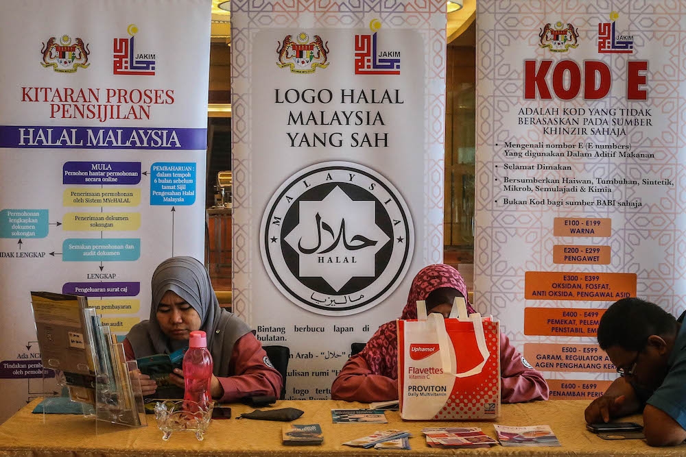 Here’s what you need to know if you want to apply for a halal certificate in Malaysia. — Picture by Firdaus Latif