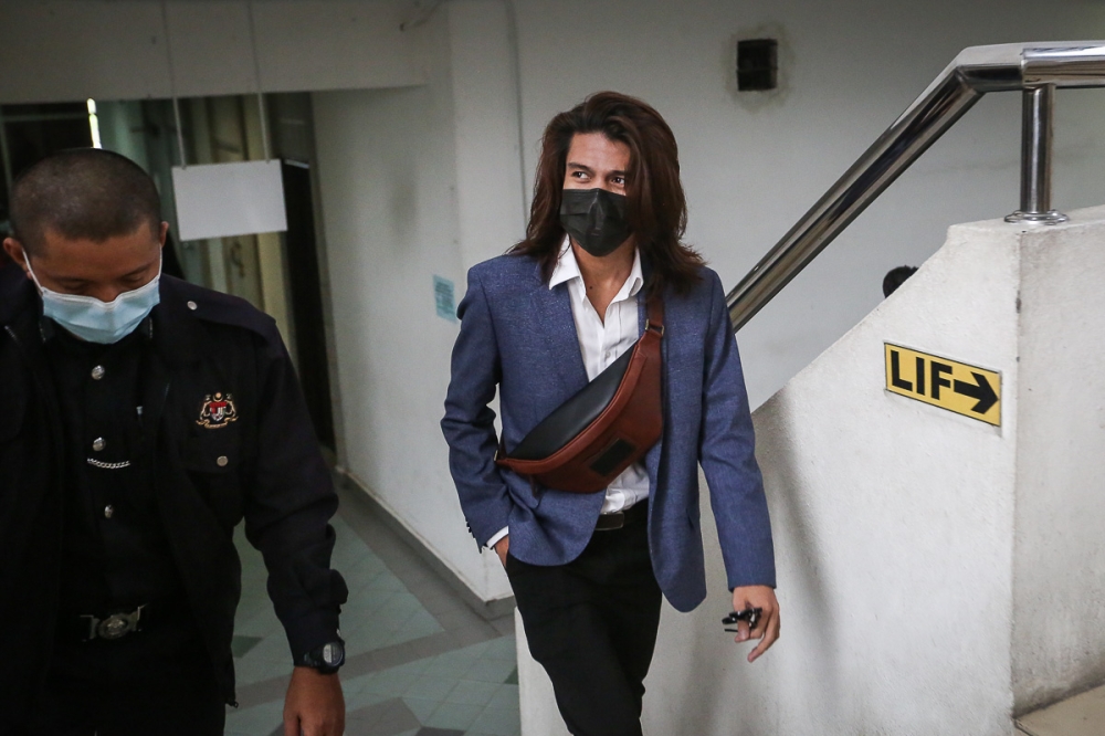 The High Court yesterday granted celebrity preacher Da’i Syed, whose real name is Syed Shah Iqmal Syed Mohd Shaiful, a stay of execution pending his appeal regarding a conviction for raping a woman five years ago. — Picture by Yusof Mat ISa