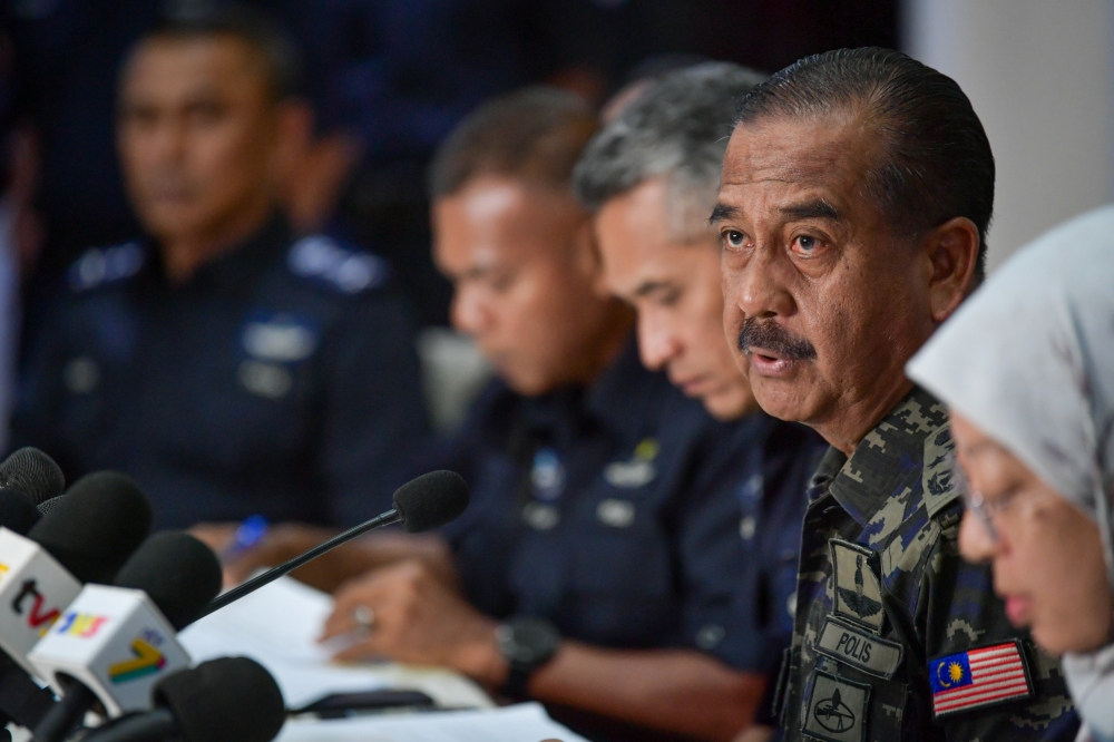 IGP Tan Sri Razarudin Husain said a special team from the federal Criminal Investigation Department (CID) has been tasked with monitoring social media for GISBH content, whether made by its members, witnesses, or anyone else. — Bernama pic