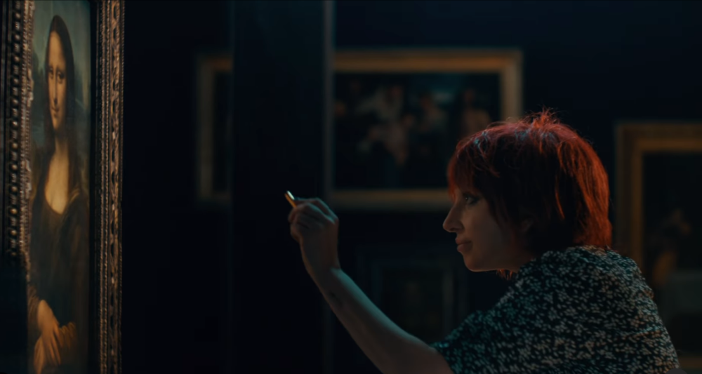 Gaga comes face to face with the Mona Lisa. — Screenshot from Instagram/ladygaga