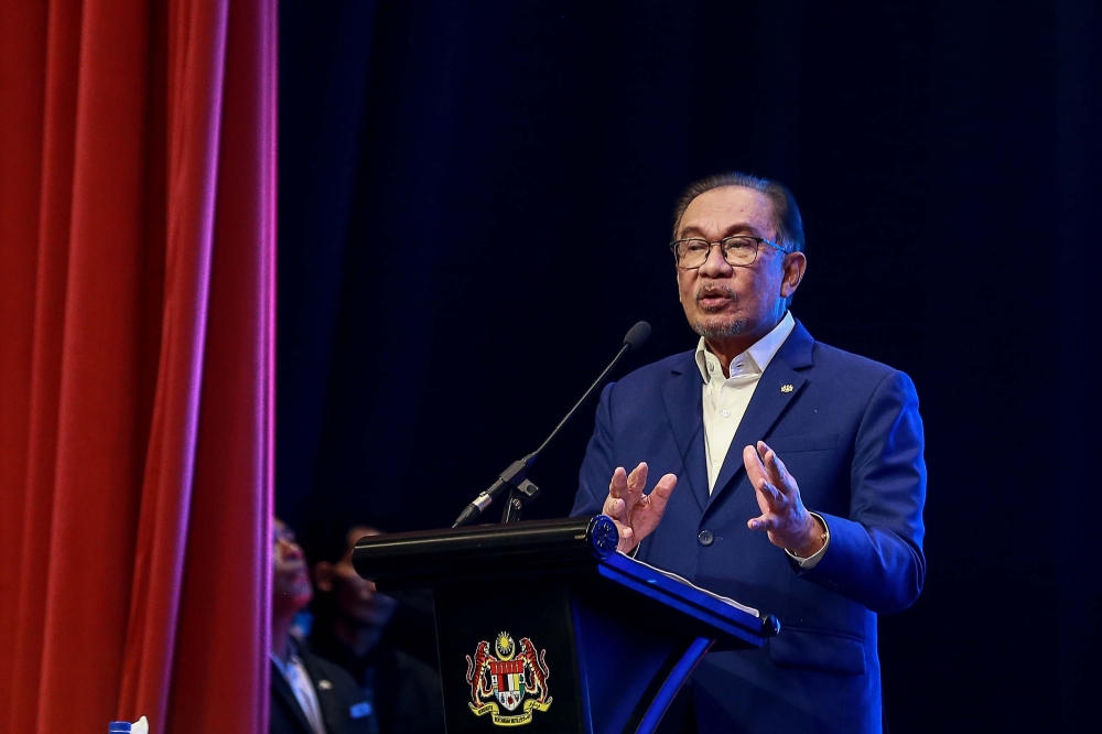 Prime Minister Datuk Seri Anwar Ibrahim today hinted at the possibility of ending the practice of assisting students from wealthy families in enrolling in top government-funded public schools. — Picture by Sayuti Zainudin 