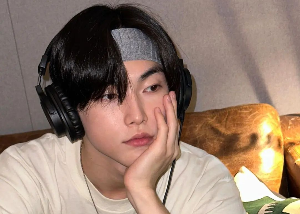 It has been approximately 10 months since Seunghan's hiatus. — Picture from Instagram/seunghan_riize