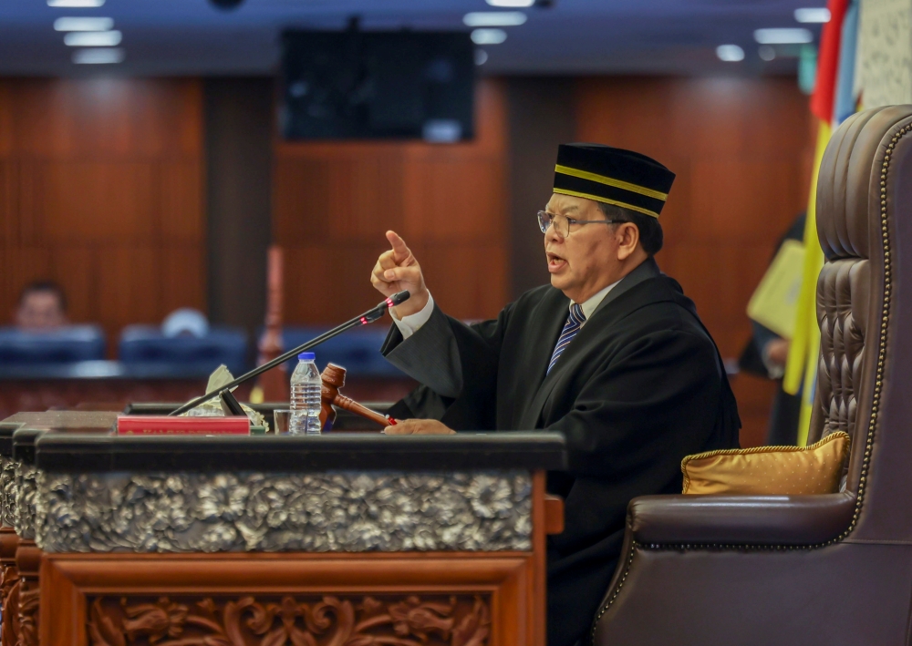 Dewan Rakyat Speaker Tan Sri Johari Abdul announced that the adjournment was made under Meeting Rule 12 (2). — Bernama pic